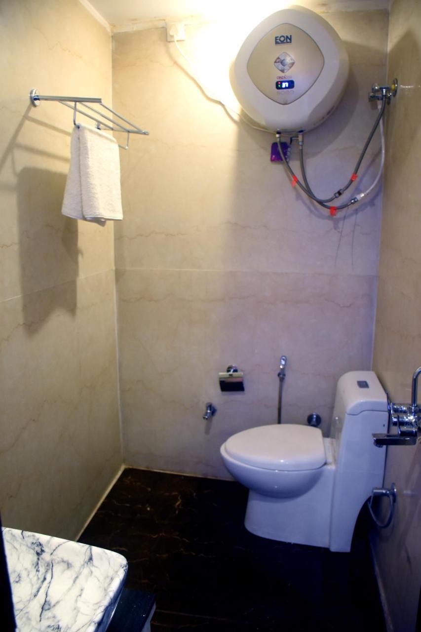 Hotel Gharonda Rishīkesh Esterno foto