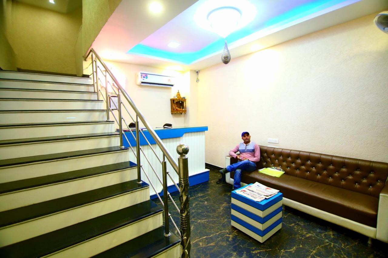 Hotel Gharonda Rishīkesh Esterno foto