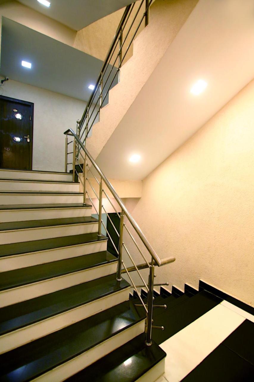 Hotel Gharonda Rishīkesh Esterno foto