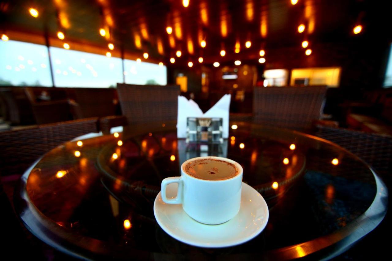 Hotel Gharonda Rishīkesh Esterno foto
