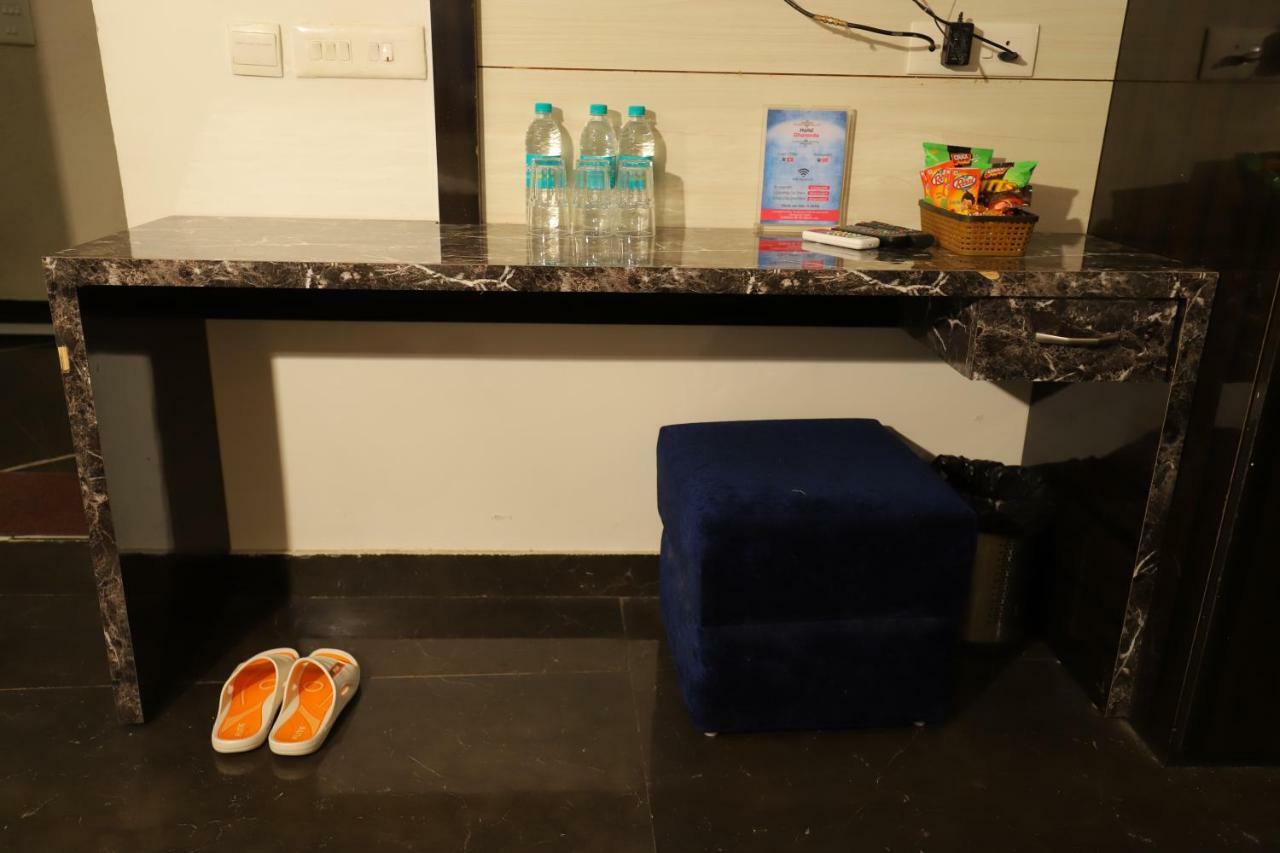 Hotel Gharonda Rishīkesh Esterno foto