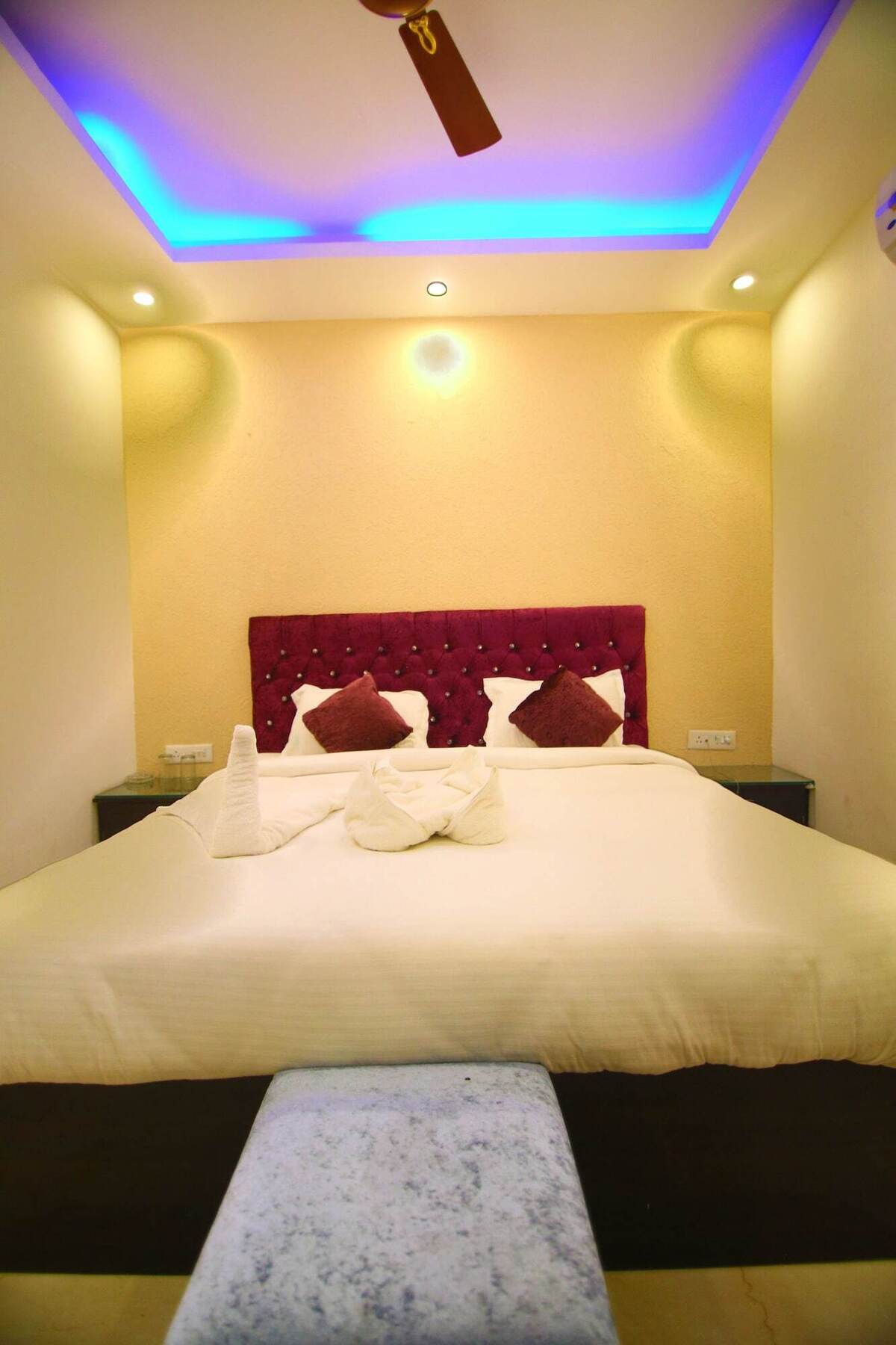 Hotel Gharonda Rishīkesh Esterno foto